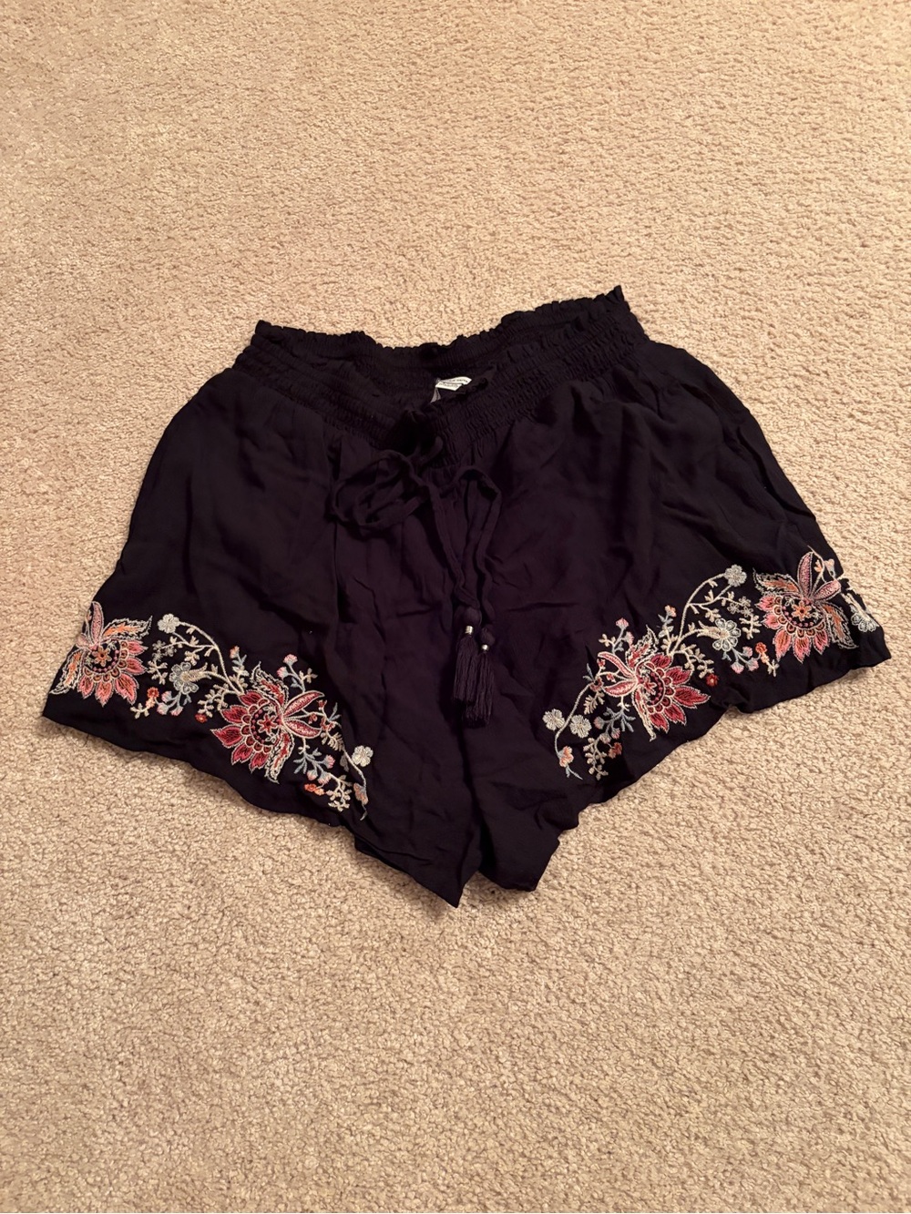 American Eagle Outfitters Black High-Waist Shorts with Floral Embroidery